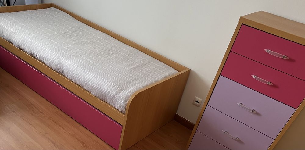 Cama (com gaveta cama elevat) Kids e Cómoda/Camiseiro Lourini + OFERTA