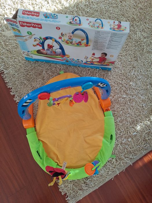 Ginásio de atividades para bebé