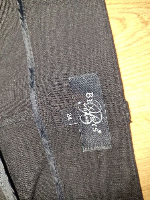 BEXLEYS spodnie eleganckie roz 50/52