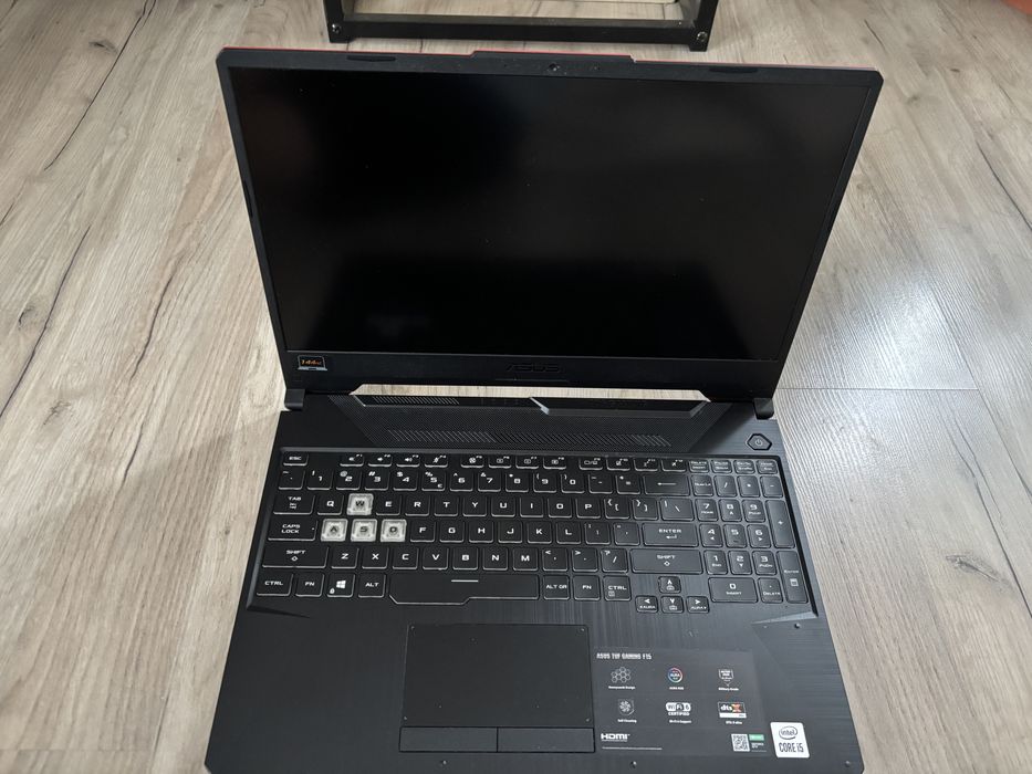 ASUS TUF Gaming F15 (model FX506LH). 16GB Ramu