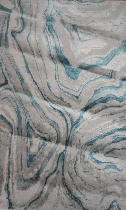 Artigos domésticos. Móvel  de hal de entrada- 50 € candeiros 20€ cada.