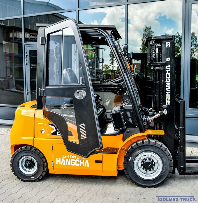Elektryczny wózek widłowy Hangcha CPD25-XEY2-SI + Kabina