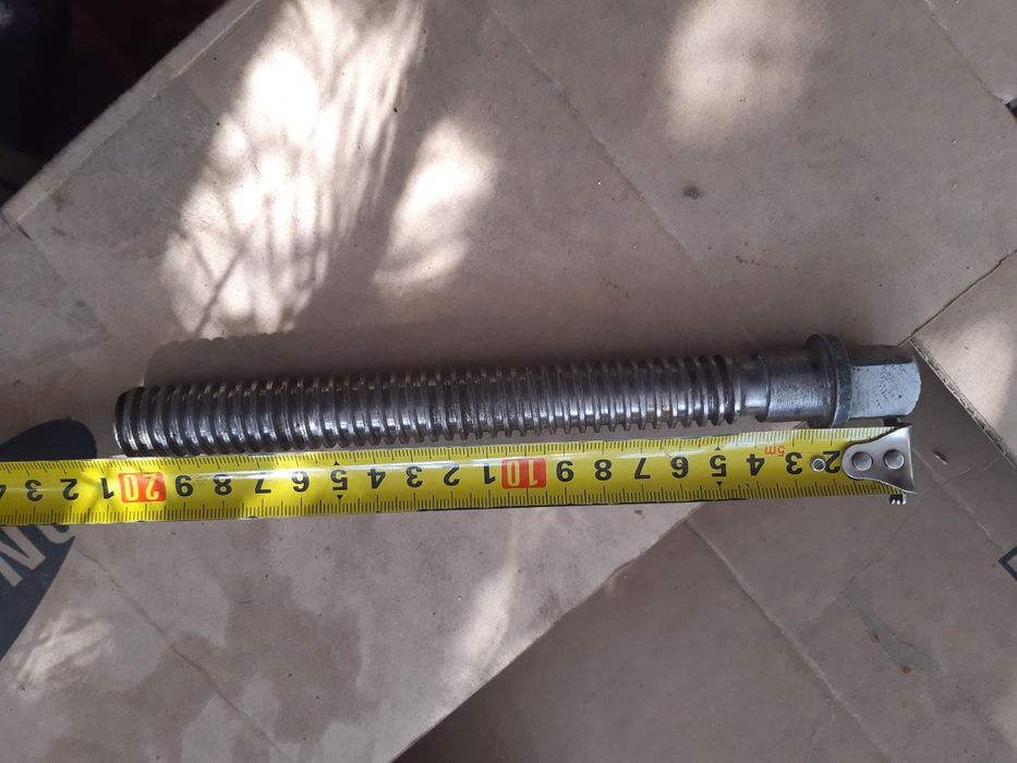 Винт нержавейка.