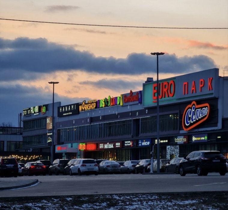 Продаж новоі квартири 40 м2 з ремонтом, кухнею,гардеробною, Софіівська Борщагівка