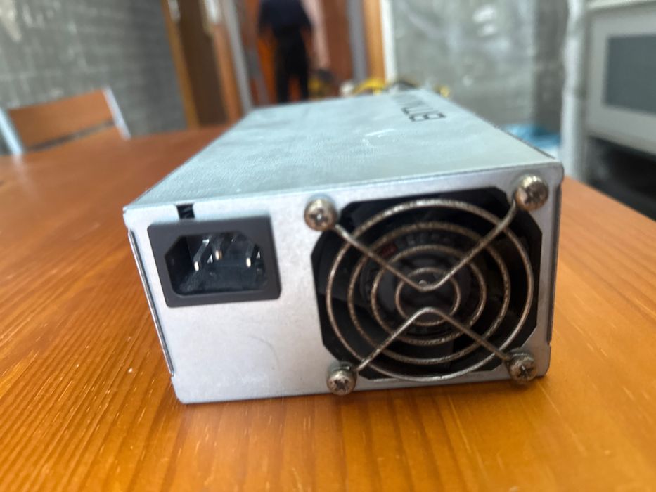 Bloco de alimentação antminer s9
