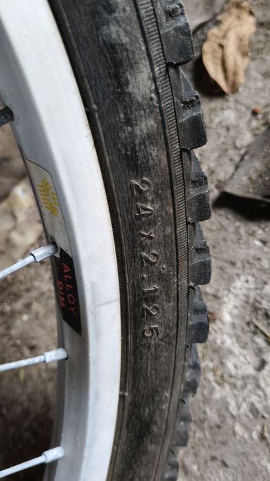 Rower młodzieżowy, górski, z amortyzatorami