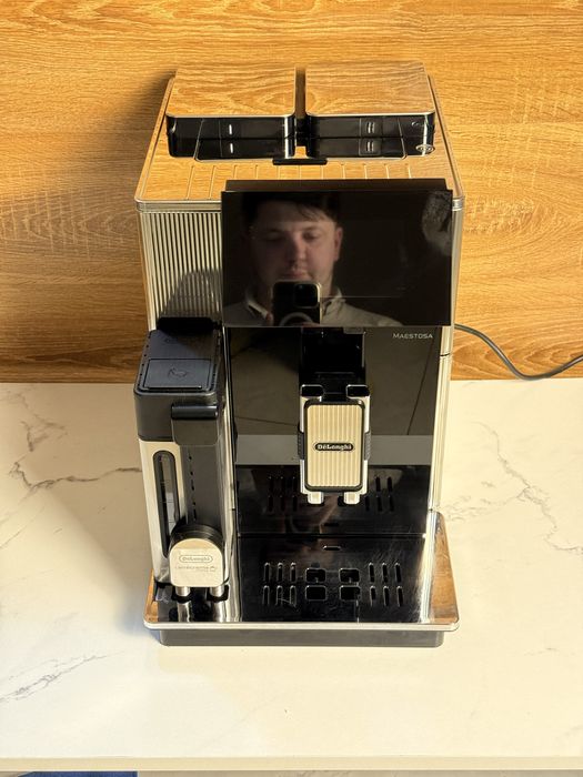 Квомашина Delonghi Maestosa EPAM 960.75.GLM з Гарантією
