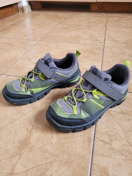 Buty turystyczne dla dzieci Quechua MH120