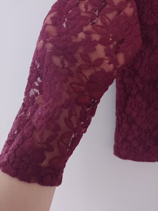 Koronkowa bluzka Stradivarius S/M