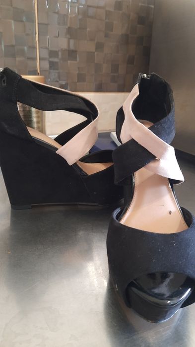 Босоніжки 40 розмір