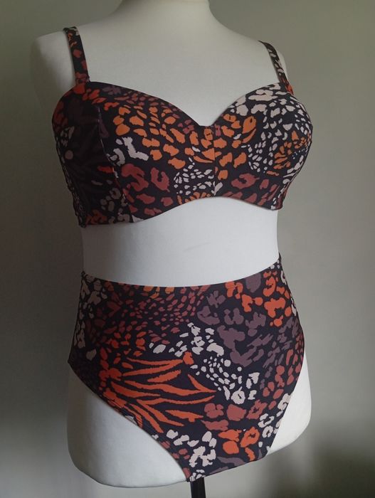 Bikini kostium dwuczęściowy George dół 16/44 góra 85DD wysoki stan usztywniana miseczka