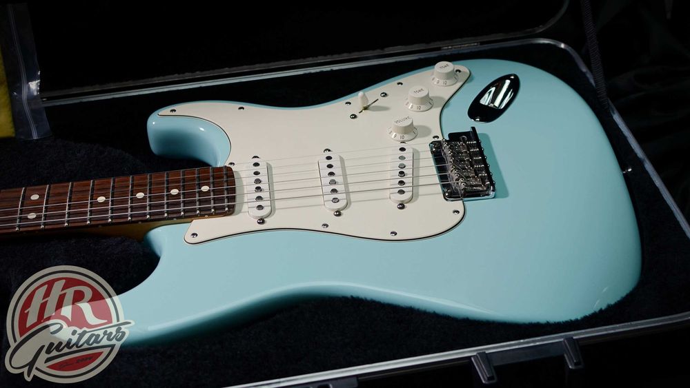 FENDER STRATOCASTER AMERICAN STANDARD Special Edition Daphne Blue, USA 2010, gitara elektryczna