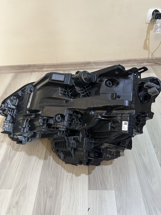 Фара Volvo EX90 Full led