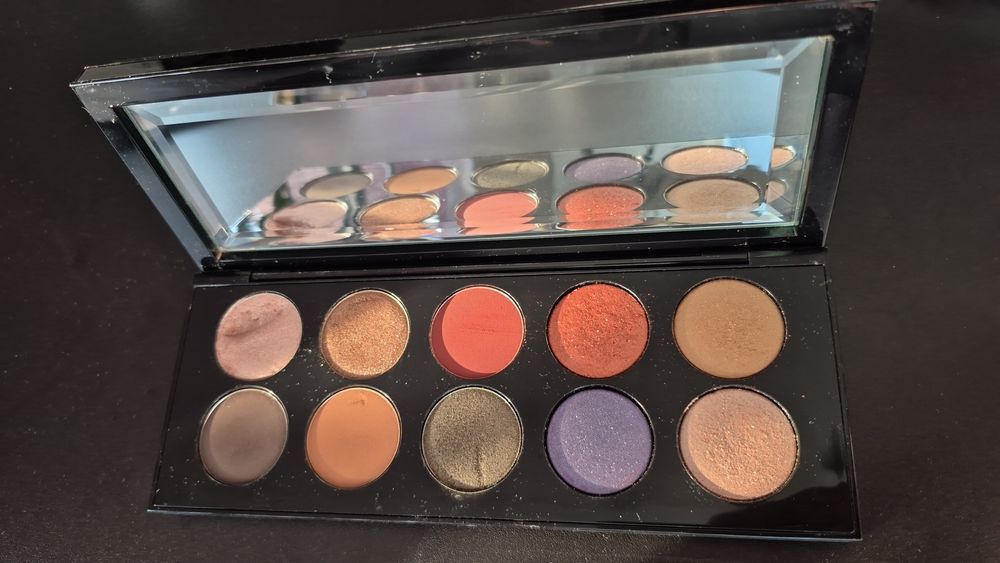 Pat McGrath Mothership VI  paleta cieni