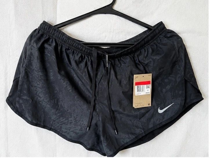 Calções Nike Running Femininos Pretos – Tamanho L – Novos com Etiqueta