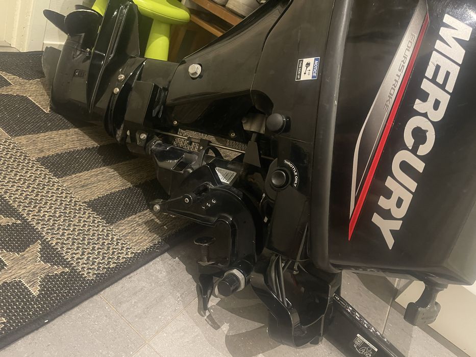 Мотор лодочний двигун Mercury9.9 2022p