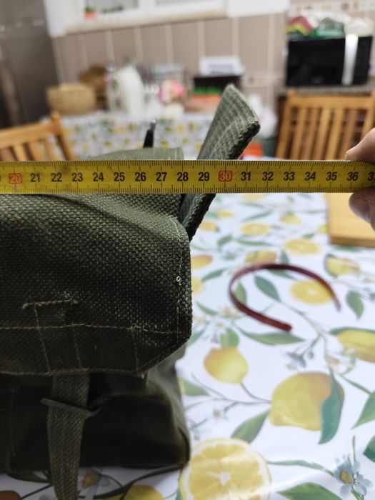 Vende se bernais ou malas militares