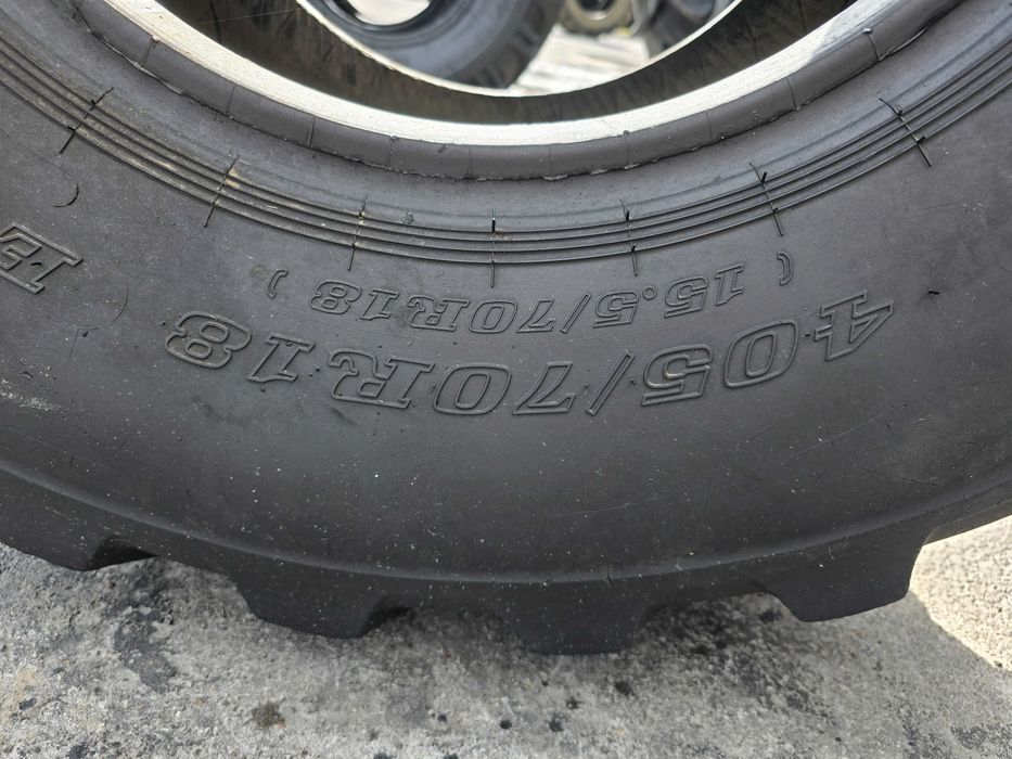 405/70R18 Dunlop SPT9 JM943