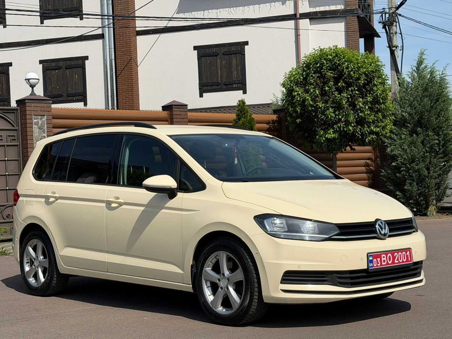Volkswagen Touran 2016