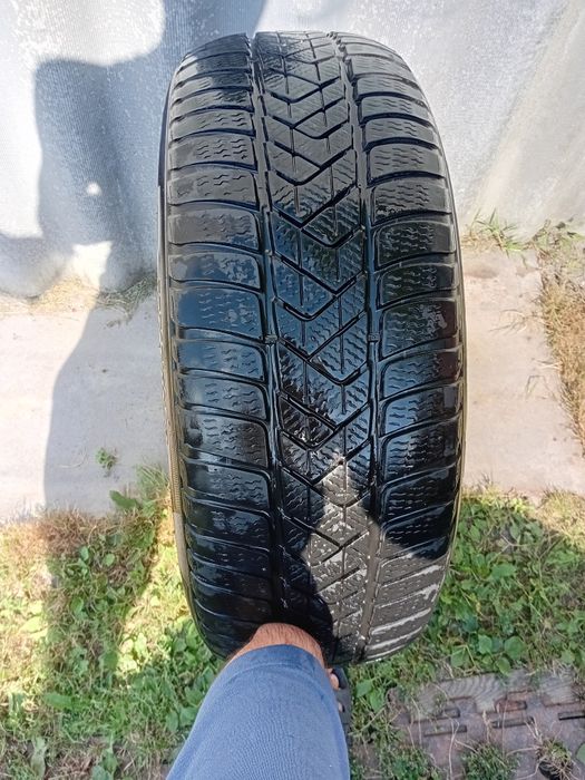 ШИНА 225 / 55 R 17