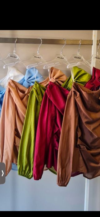 Продам блузу Motel