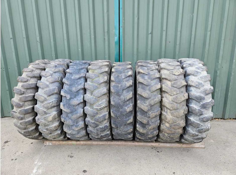 Opony Opona Mitas 10.00 10,00 - R 20 Komplet 10.00-20 Camso Bkt Solide