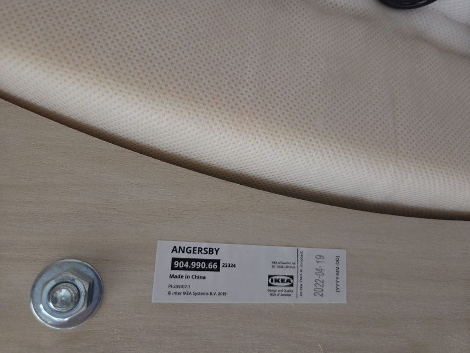 Sofá IKEA ANGERSBY 3 Lugares – Excelente Estado