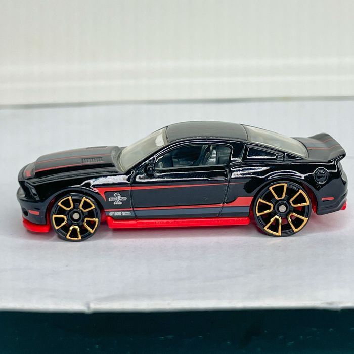 HotWheels Ford Shelby Mustang 2012 Lote de 2