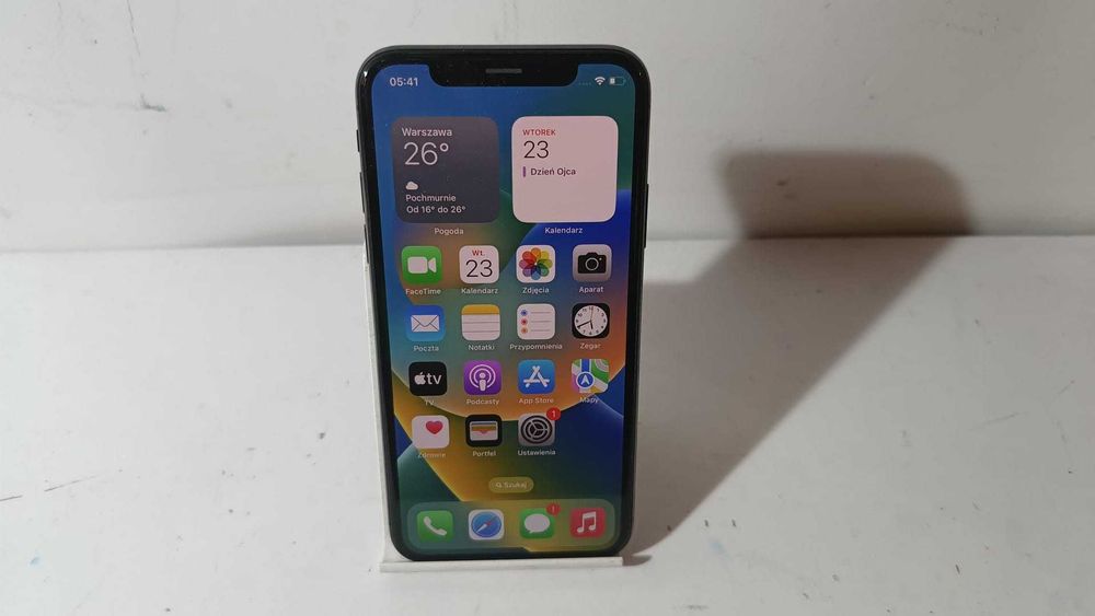 Smartfon APPLE iPhone X 64GB