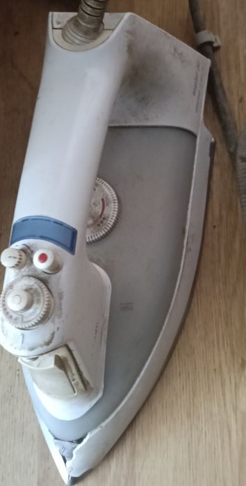 Продам утюг Браун