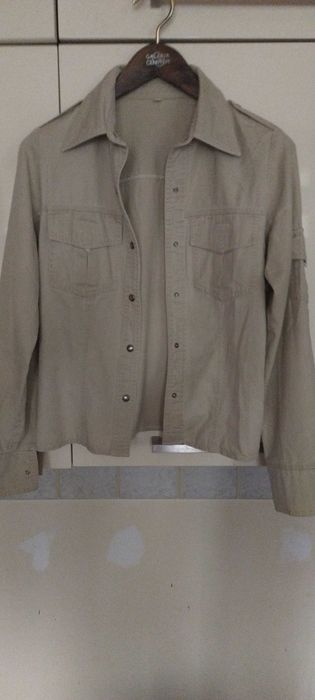Bluza jasny beż.