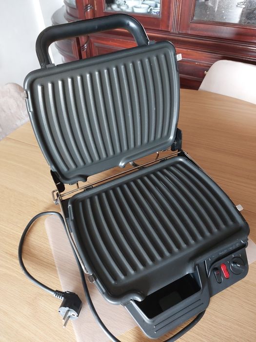 Grelhador + sanduícheira Tefal 3 em 1