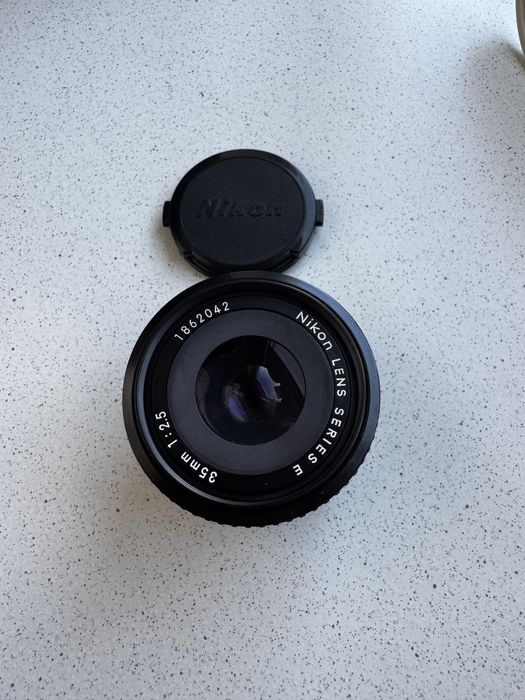 Объектив Nikon Series E 35mm f/2.5