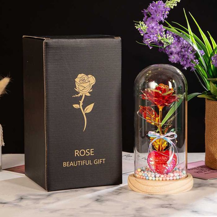 Piękna Niebieska Róża W Szkle z Czerwonym Sercem Prezent na Urodziny