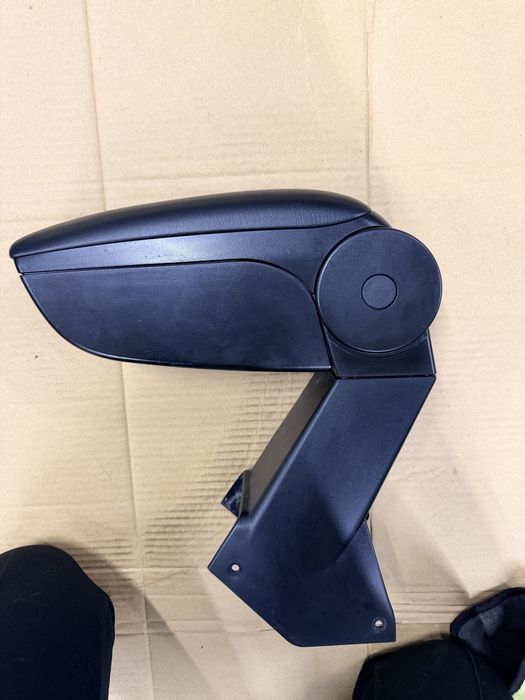 Podłokietnik suzuki swift mk7 armrest