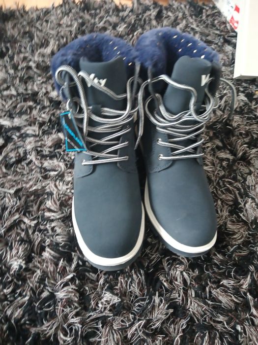 Nowe buty damskie 38 victory