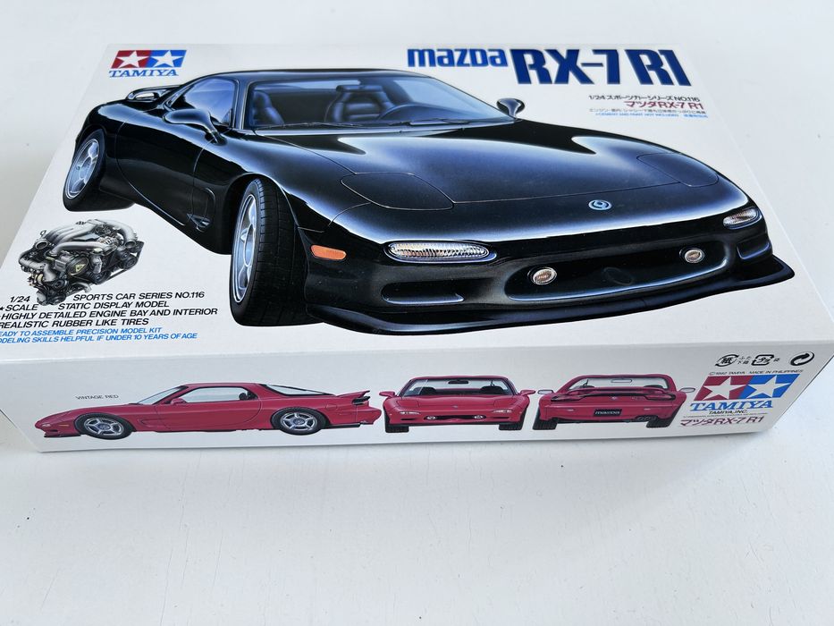 Samochód Mazda RX-7 R1 model do sklejania Tamiya 24116