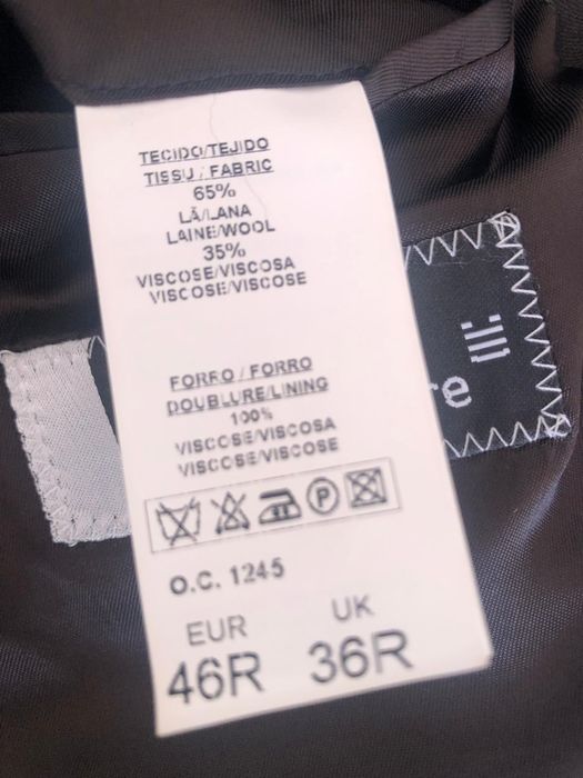 Fato castanho com colete e gravata marca Torre