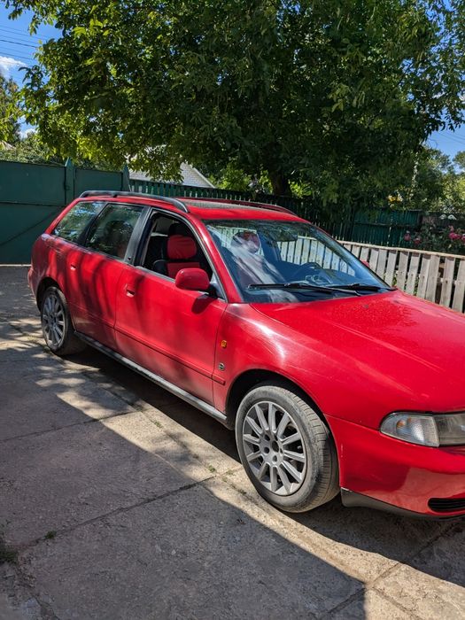 Продам Audi A4 B5 1.8 ADR