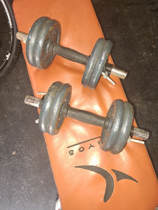 Hantle żeliwne 2x9kg