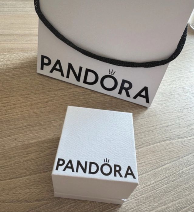Pierścionek Pandora