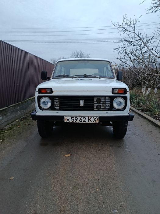 Продам Ниву Ваз 2121