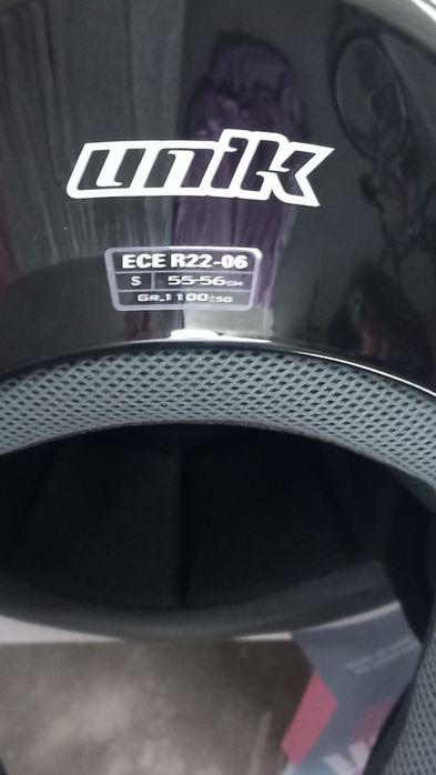 Capacete UNIK preto brilhante S