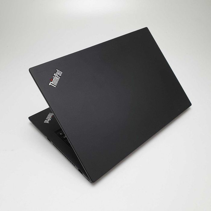 Lenovo ThinkPad T490