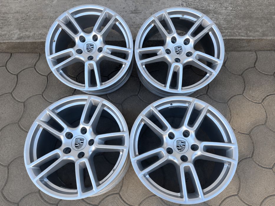 Диски R19  5x130 Porsche Panamera Різноширокі