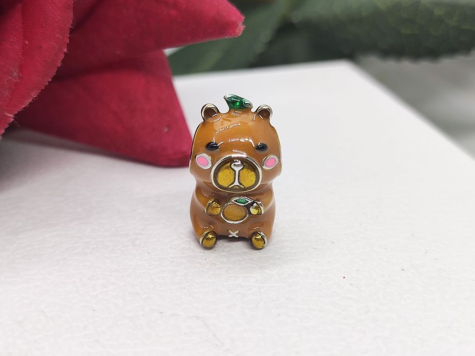 Śliczna zawieszka kapibara charm's S925 nowa