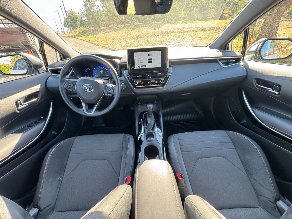 Toyota Corolla 1.8 Hybrid Exclusive