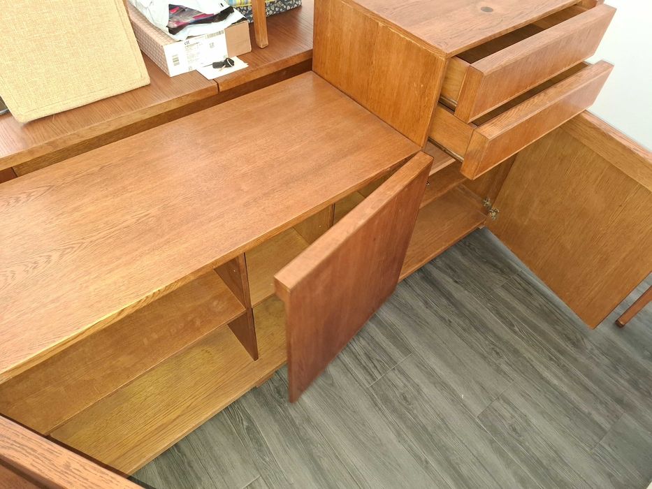 Mobiliário Sala (Aparador+Mesa de Apoio+Sofá+Cadeiras)
