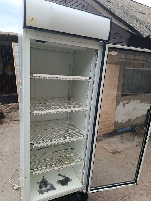 Продам холодильник