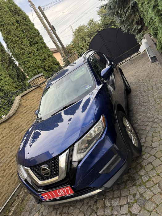 Nissan Rogue SV AWD
